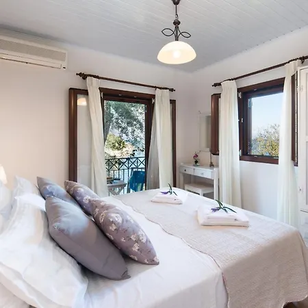 Aglaia Apartment Longos (Paxos)