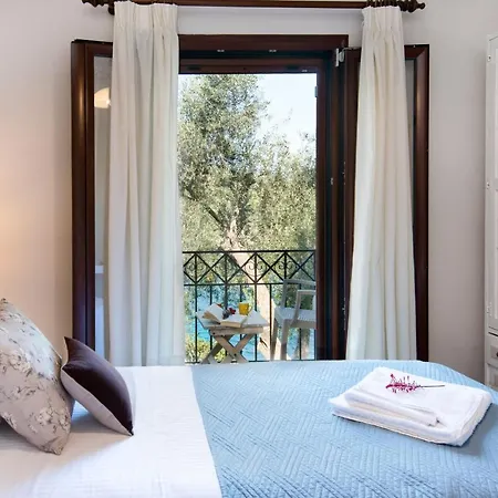 Aglaia Apartment